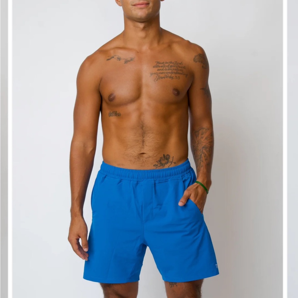 BRAND NEW Luxe Hybrid Men’s 5” Short in Electric Blue
